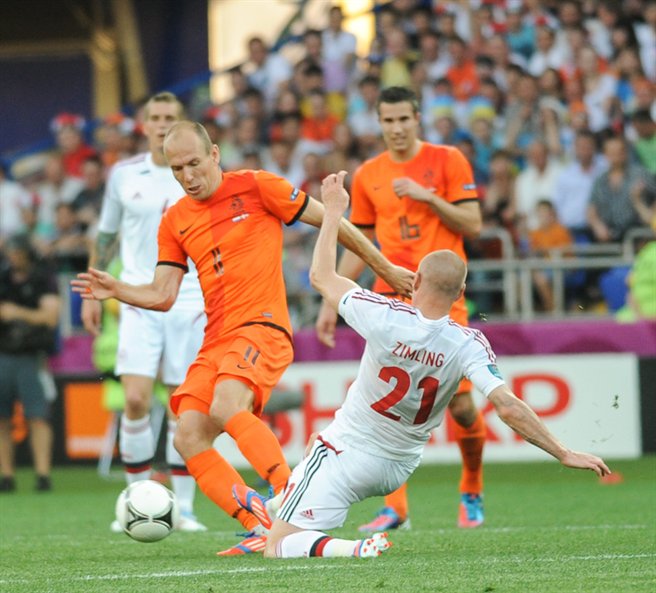 Файл:NED-DEN Euro 2012 (10).jpg