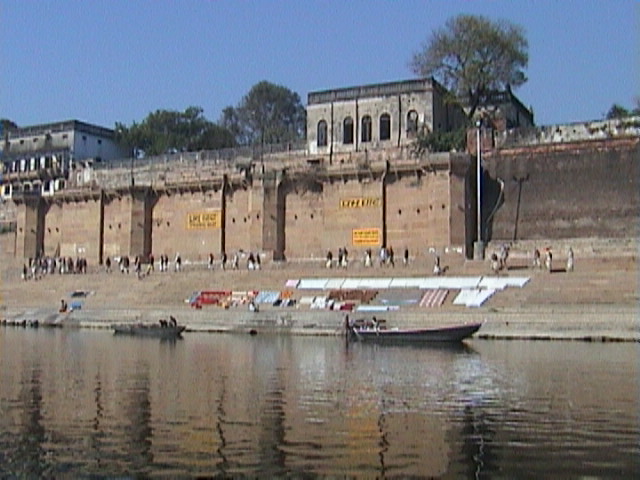 File:Prabhu Ghat, Varanasi.JPG