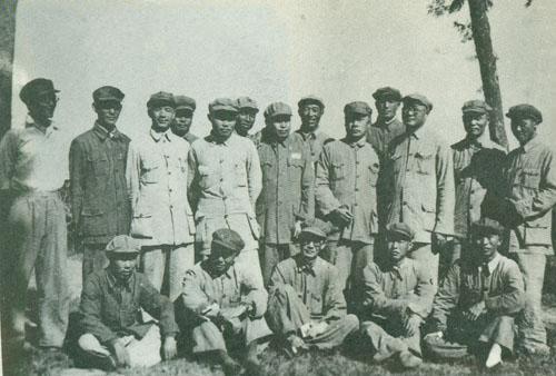 File:1948年中原野戰軍軍官合影.jpg