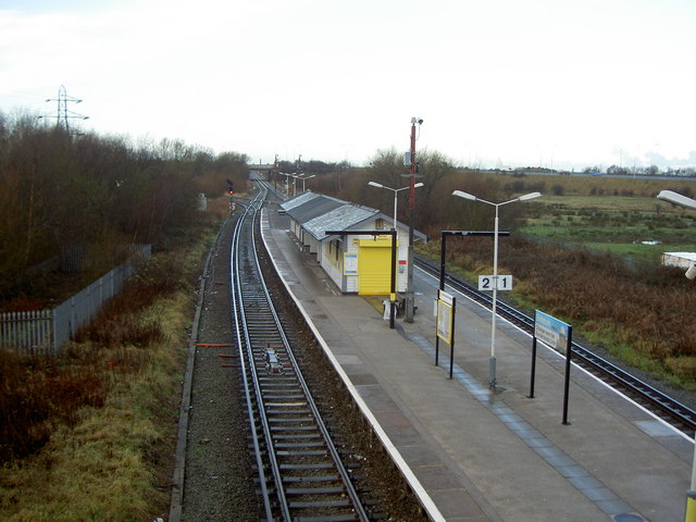 File:Bidston railway station in 2007.jpg