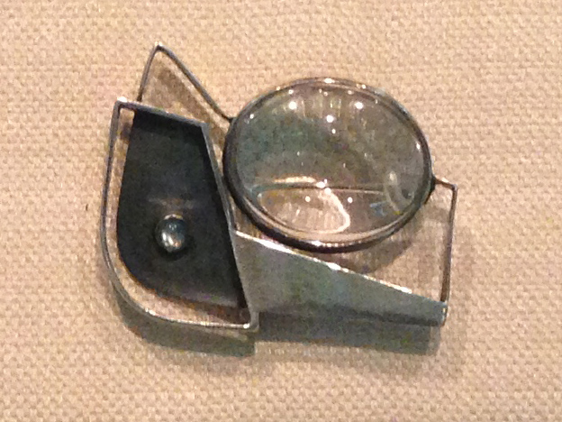 File:Margaret De Patta Brooch.jpg