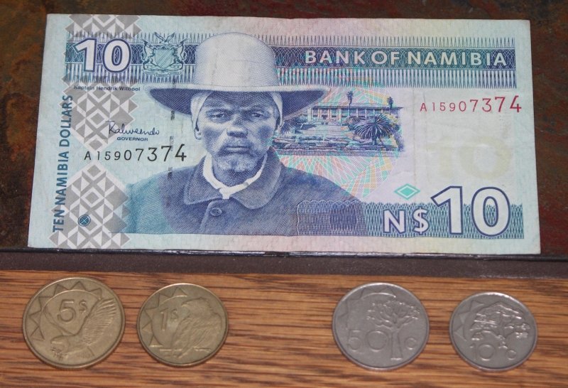 Файл:Namibia-Money01.jpg