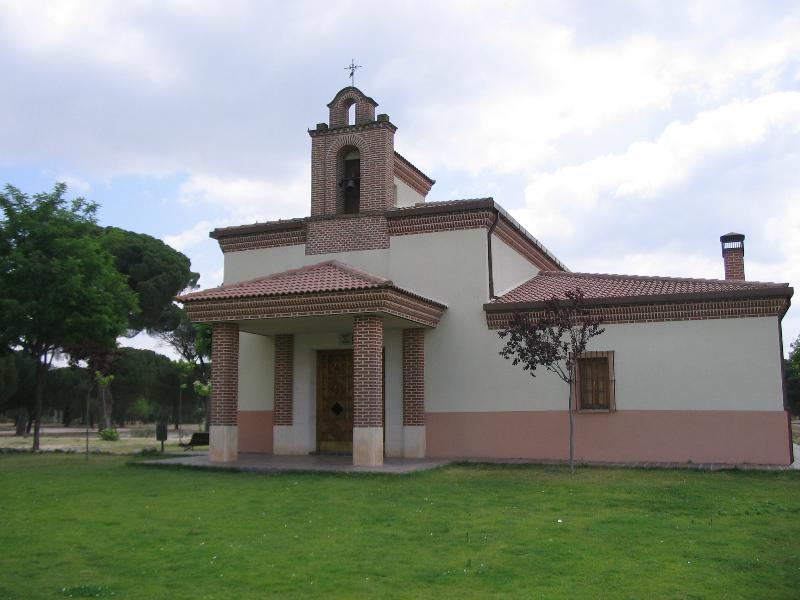 Archivo:Ermita de Sacedón.JPG