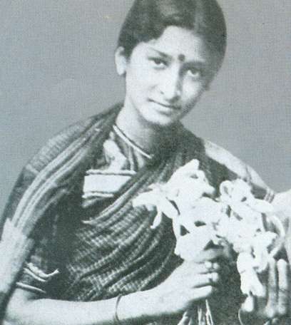 File:Kamalabai Gokhale.jpg