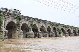 File:Munneru bridge with heavy flood.jpg