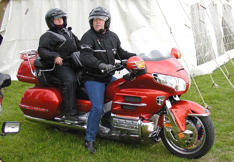 File:GoldWing.jpg