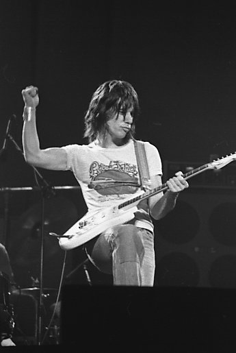 Файл:Early Jeff Beck.jpg