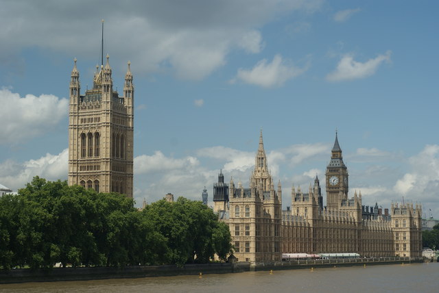 Файл:Houses of Parliament, London - geograph.org.uk - 1411858.jpg