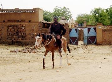 File:Darfur report - Page 4 Image 1.jpg