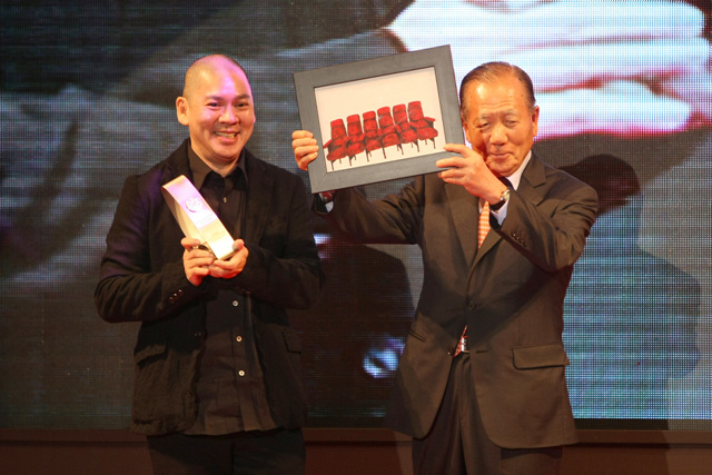 File:Asian Filmmaker of the Year, 2010.jpg