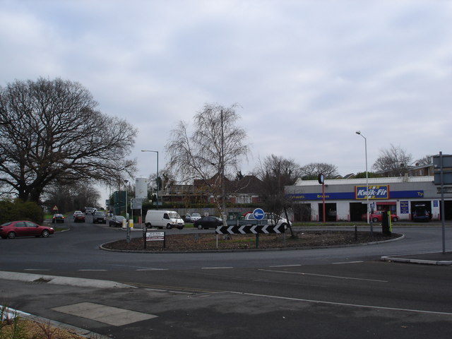 File:Bear Cross roundabout - geograph.org.uk - 299414.jpg