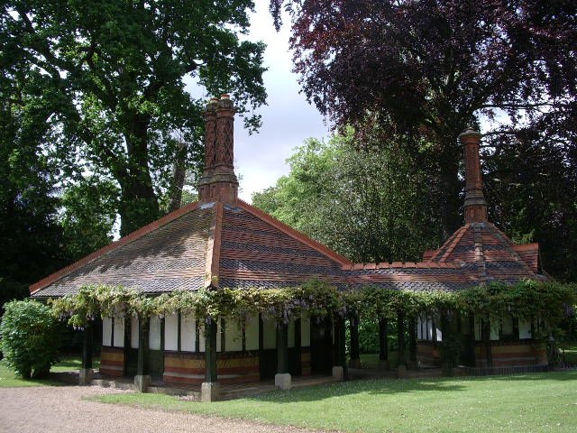 File:TeaHouse Frogmore.jpg