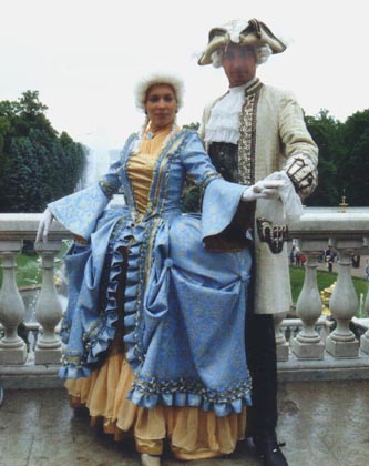 File:PeterhoffCourtDress.jpg