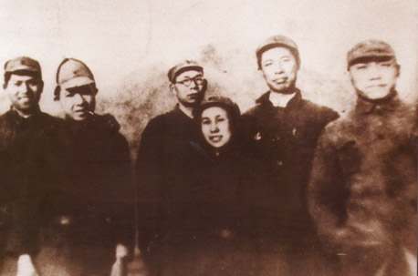 File:原清志与早期的对外广播工作者在一起.jpg