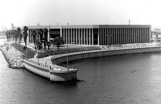 File:California State University system headquarters.jpg