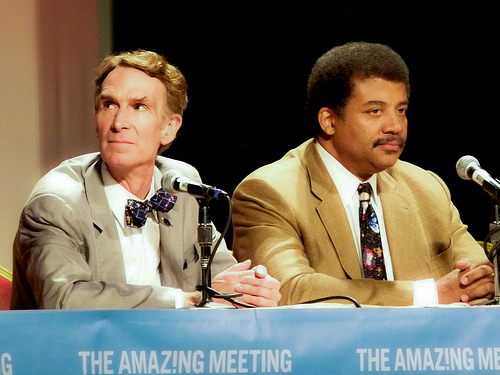 Файл:Bill Nye and Neil Degrasse Tyson.jpg