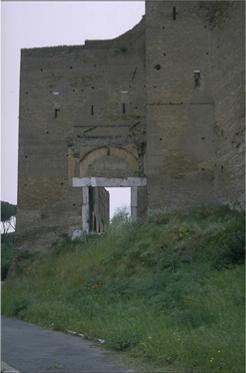 Файл:Porta Ardeatina.jpg