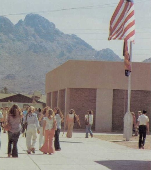 File:SHADOW MOUNTAIN HIGH SCHOOL 1976.jpg