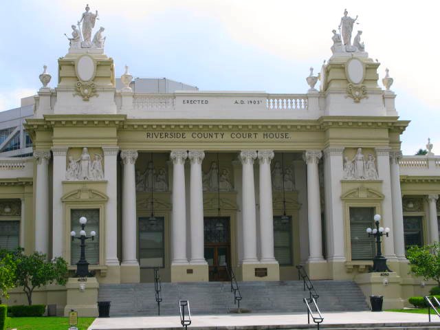 File:Riverside County Courthouse, 1903.jpg