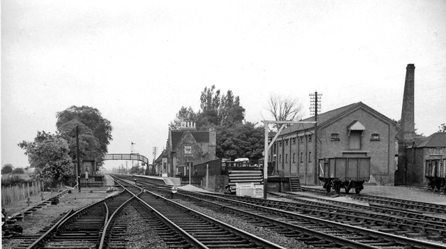 File:Bingham railway station.jpg