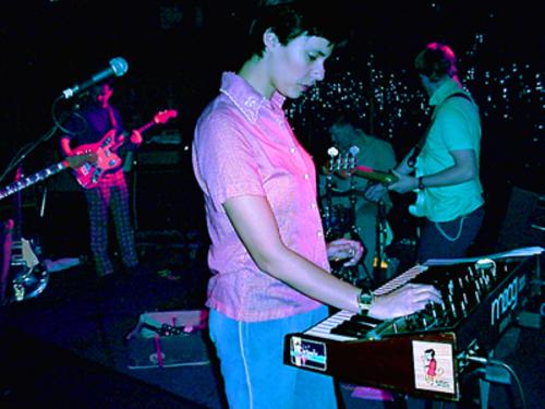 File:Stereolab live.jpg