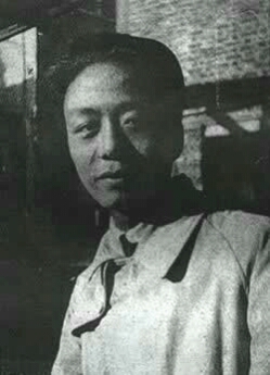 File:Ai Qing 1929.jpg