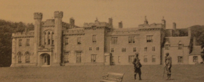 File:Armadale Castle c.1910.png