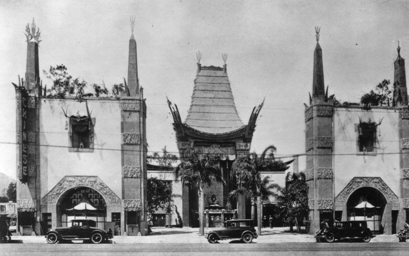 File:Graumans Chinese Theatre 1927.jpg