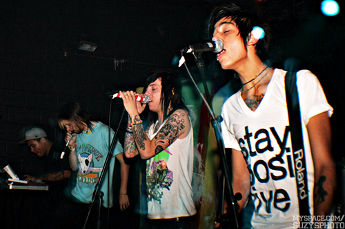 File:Breathe Carolina.jpg