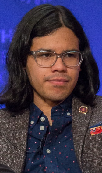 File:Carlos Valdes at 2015 PaleyFest cropped.jpg