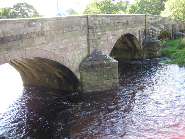 File:Paythorne Bridge - geograph.org.uk - 927834.jpg