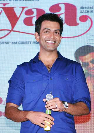 File:Prithviraj at Aiyyaa event.jpg