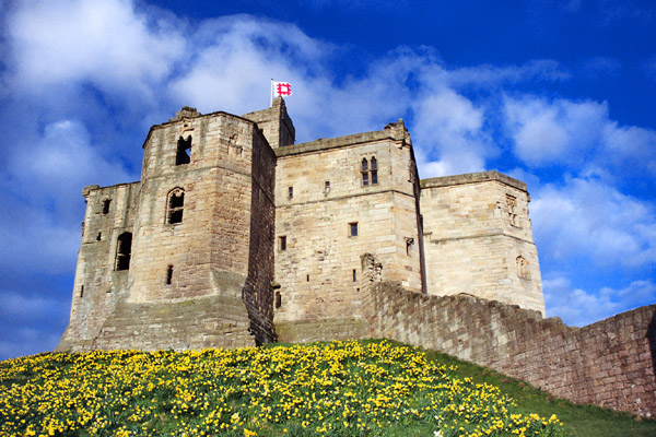 File:Warkworth Castle, Keep.jpg