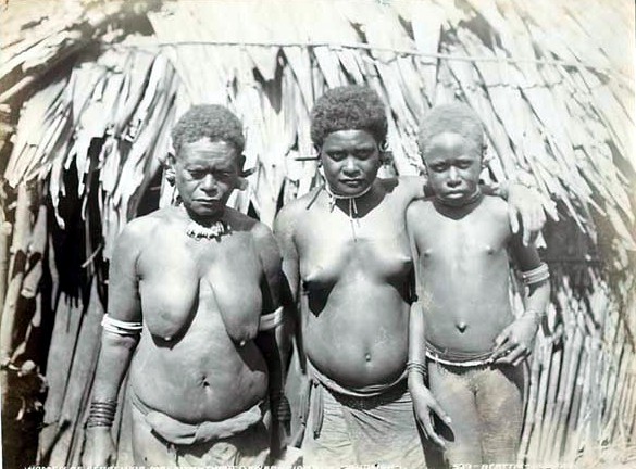 Файл:Women of Ferasibor, Malaita, Solomon islands.jpg