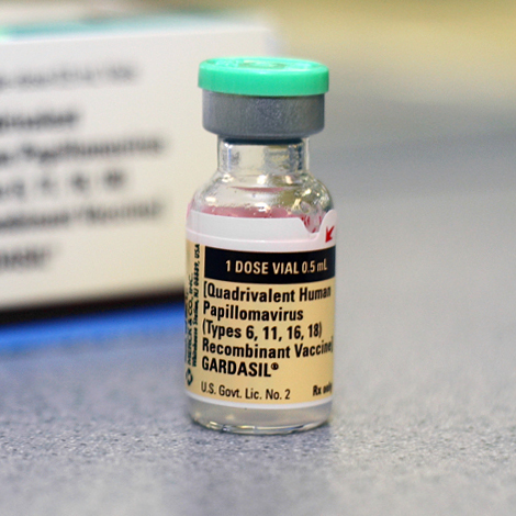 Файл:Gardasil vaccine and box new.jpg