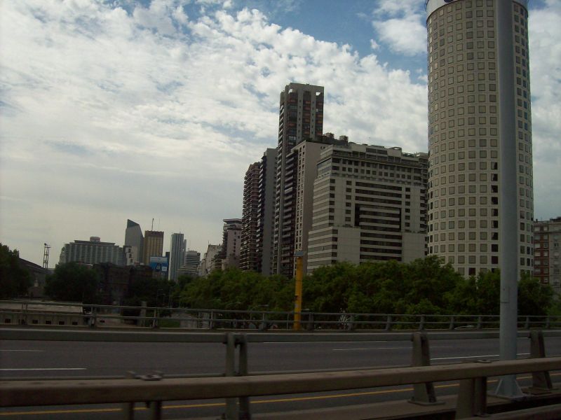 File:Libertador and 9 de Julio - Buenos Aires.jpg