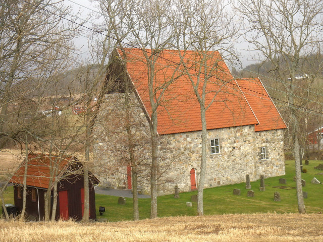 File:Berg gamle kirke 2.jpg