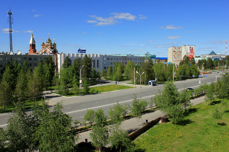 Файл:Noyabrsk (Lenin St.).jpg