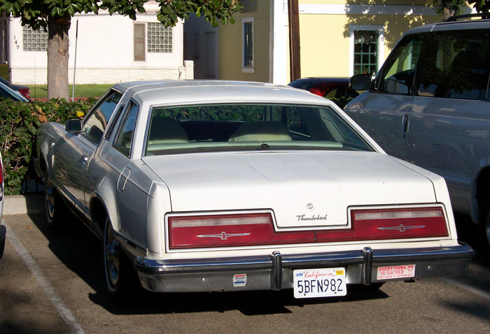 File:1977 Ford Thunderbird, rear view.jpg