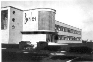 File:Berlei UK factory at Slough.jpg