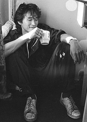 File:Victor Tsoi 1986 cropped.jpg