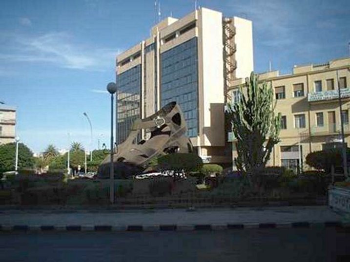 File:Asmara-New Building.jpeg