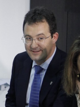 Archivo:Jesús Gómez Ruiz 2011 (cropped).jpg