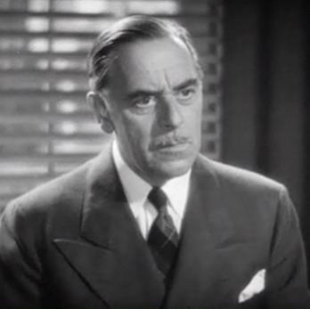 Archivo:Walter Kingsford in Calling Dr. Gillespie trailer.jpg