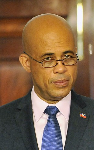 Archivo:Michel Martelly on April 20, 2011.jpg