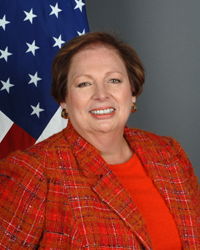 File:Mari Carmen Aponte ambassador.jpg