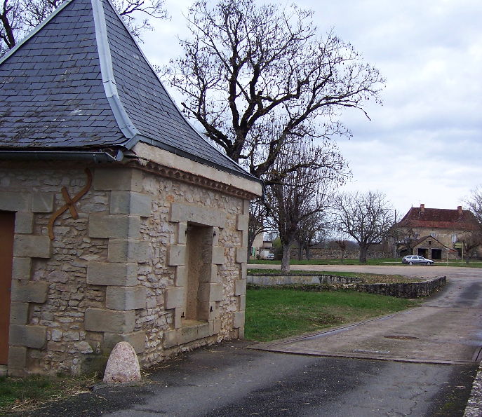 File:Pont bascule assier.jpg