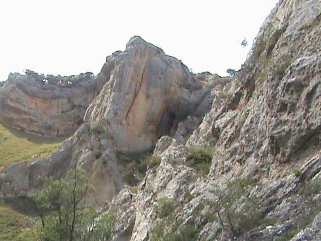 Archivo:Desfiladero Cueva del Moro.JPG