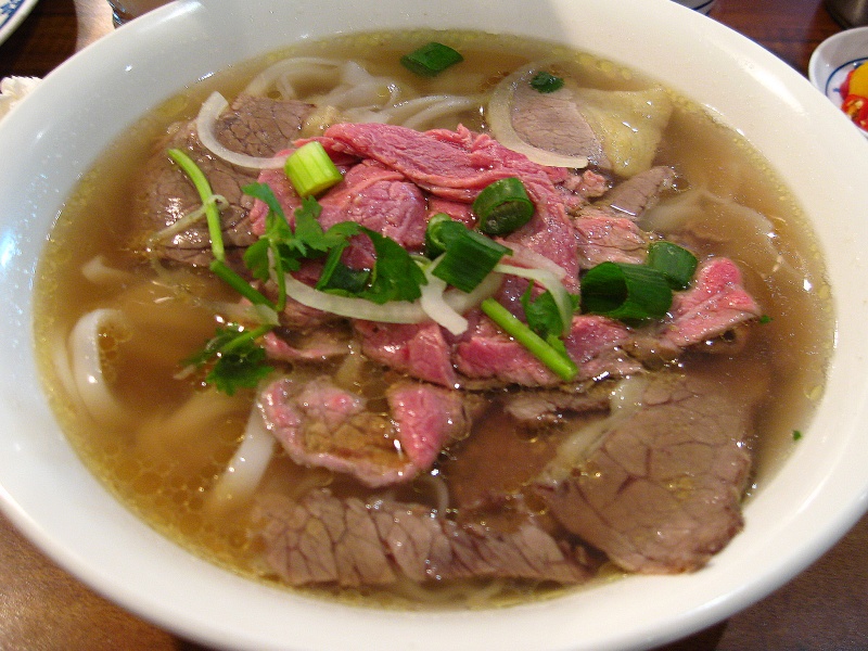 File:Pho-Beef-Noodles-2008.jpg