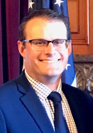 File:Adam Gregg on EPA Iowa state action tour.jpg